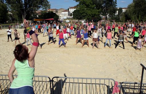 Animation Zumba à Bourgine